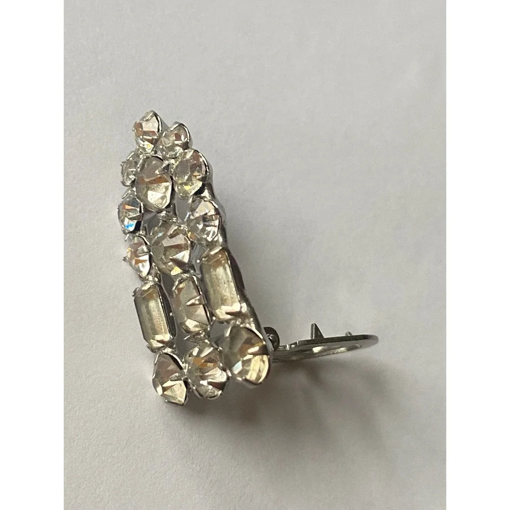 Vintage Clear Rhinestone Dress Fur Clip‎ Silver Tone Art Deco Costume Jewelry